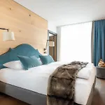 Sporthotel Chalet 4* Gaschurn