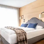 Sporthotel Chalet Hotel