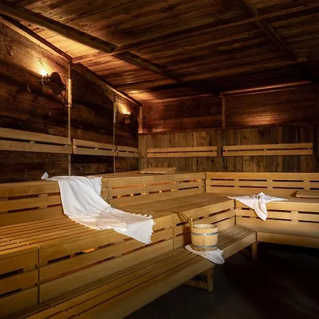 Sporthotel Chalet 4*