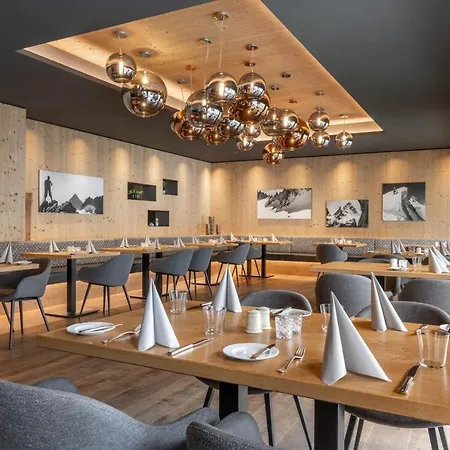 Sporthotel Chalet 4*